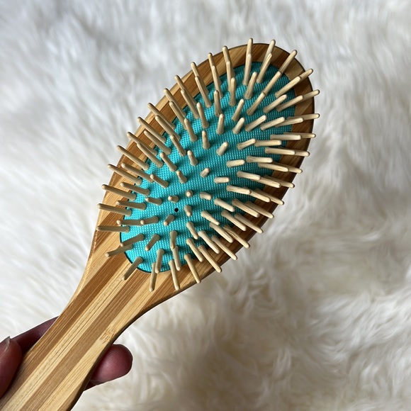 Sugarbear® Hair, Gentle Detangling Bamboo Hair Brush - Picture 8 of 8